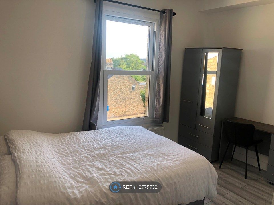 Property photo 1 of 6 Double Room