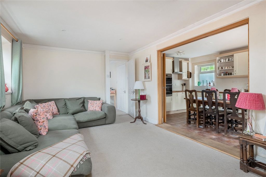 Property photo 2 of 18 Picture No. 04