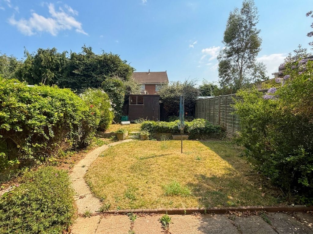 Property photo 2 of 12