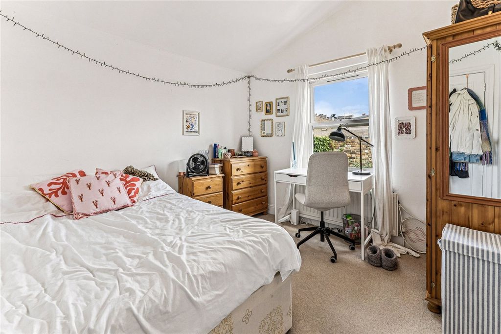 Property photo 3 of 14 Picture No. 09