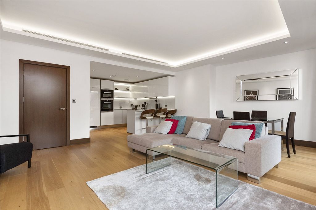 Property photo 2 of 10 Open Plan Reception