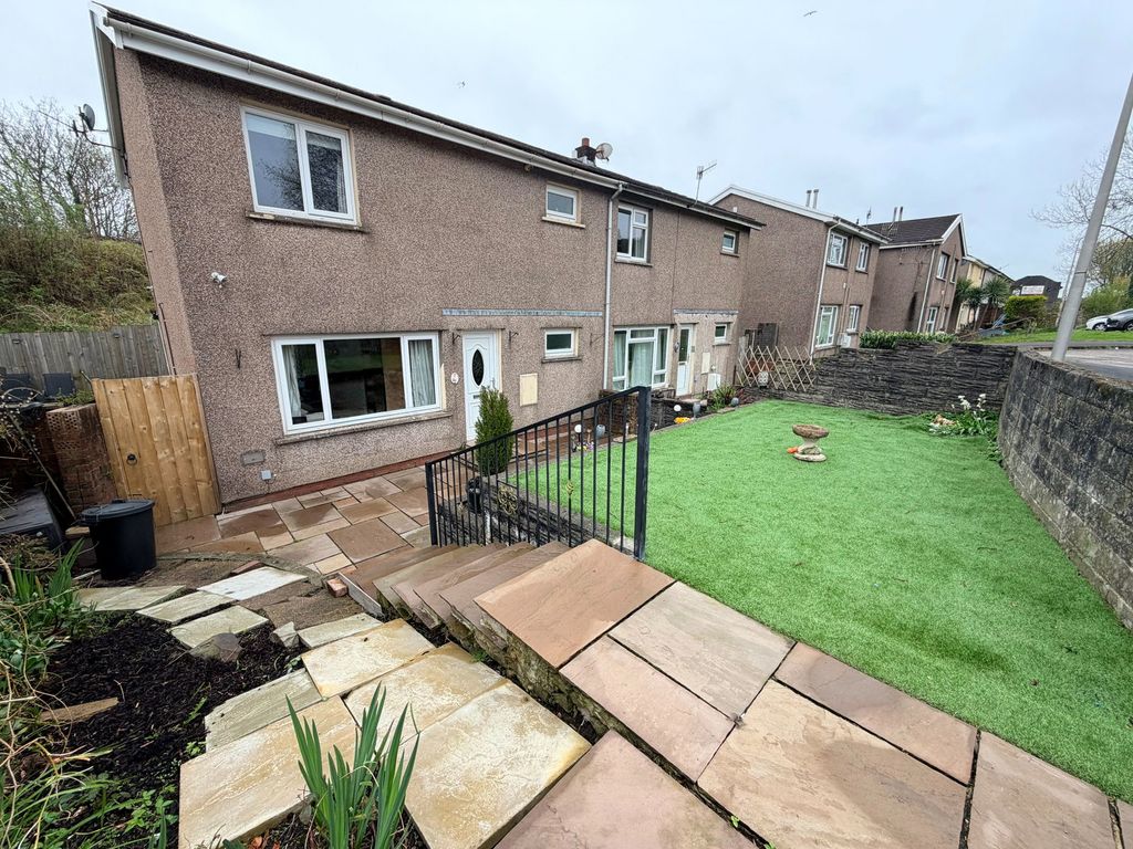 Property photo 1 of 33