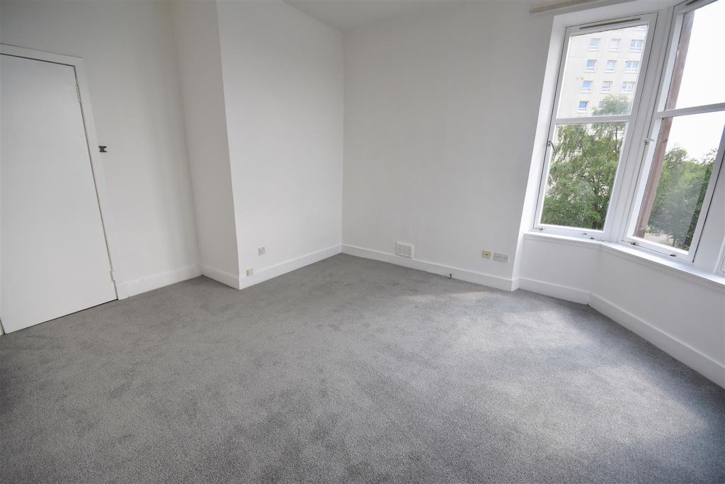 Property photo 2 of 11 3.Jpg