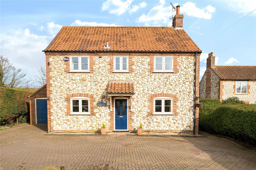 Property photo 3 of 18 Picture No. 14