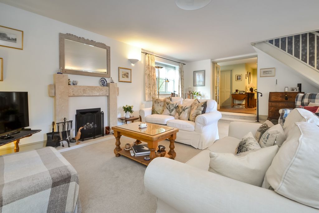 Property photo 3 of 16 Dsc_9817