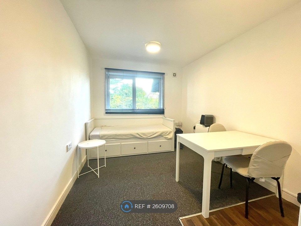 Property photo 1 of 4