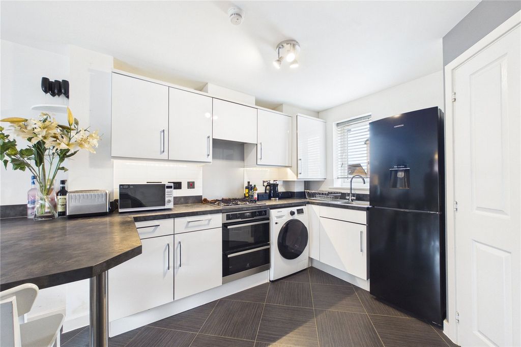 Property photo 2 of 12 Picture No. 09