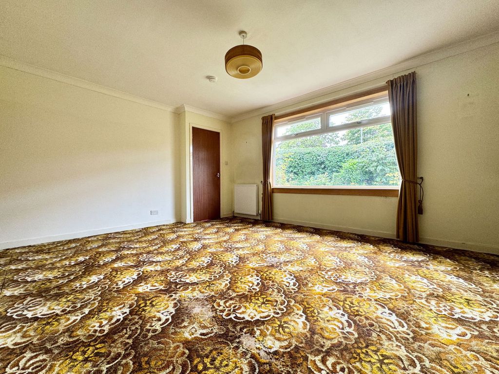 Property photo 3 of 41