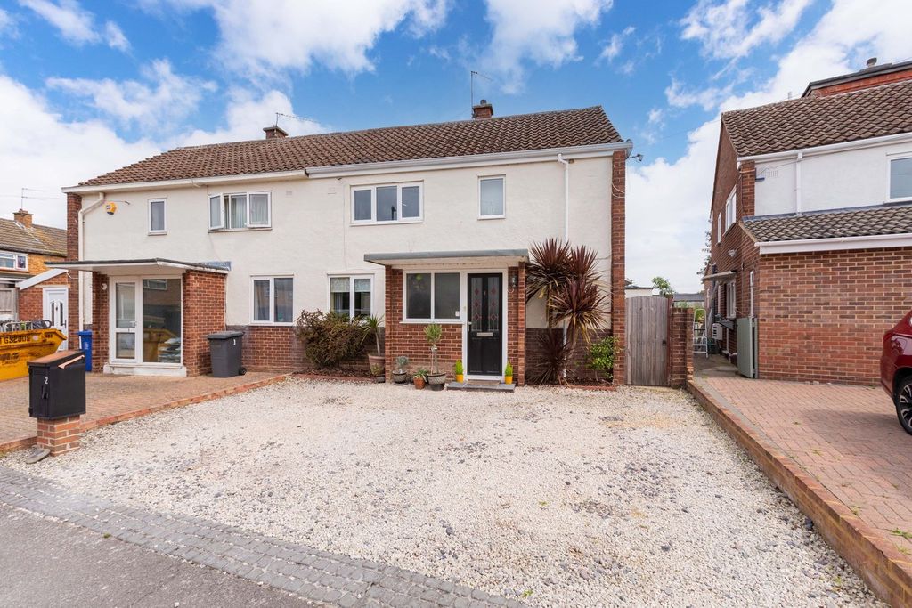 Property photo 1 of 12
