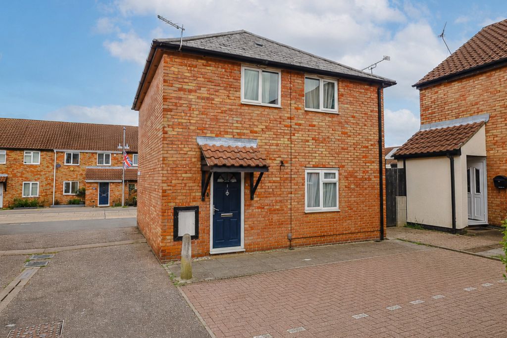 Property photo 1 of 24