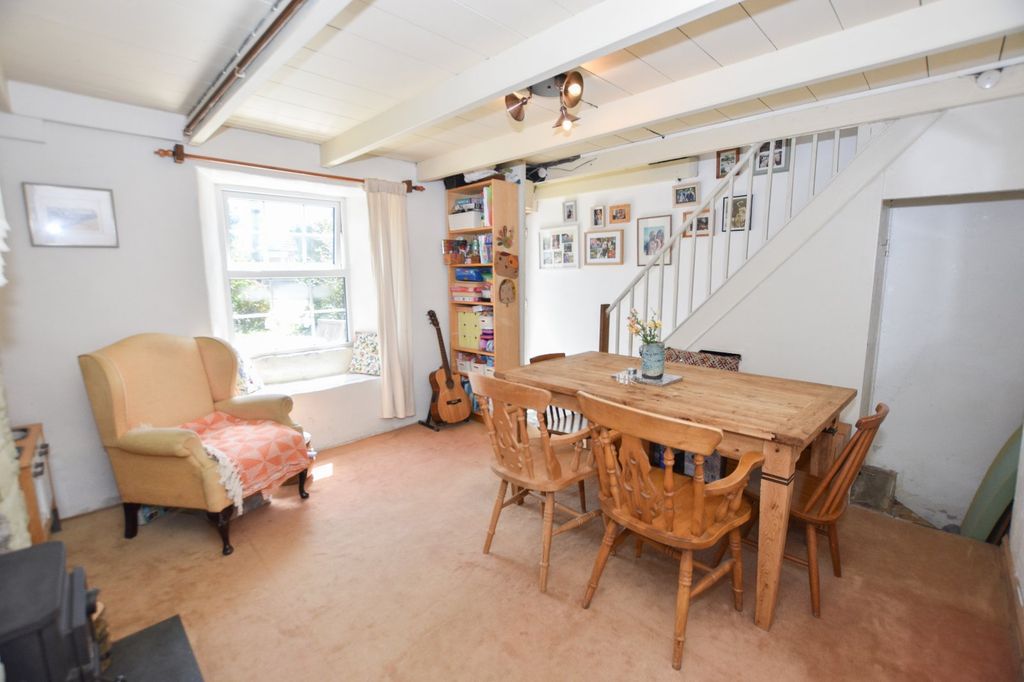 Property photo 3 of 19 Dining Room