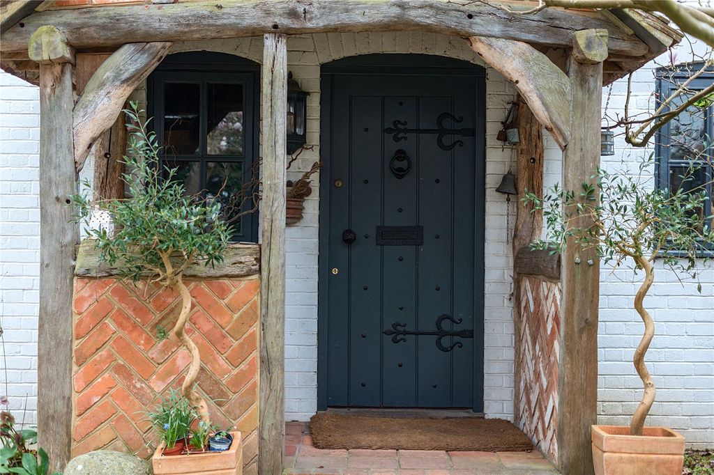 Property photo 2 of 29 Picture No. 76