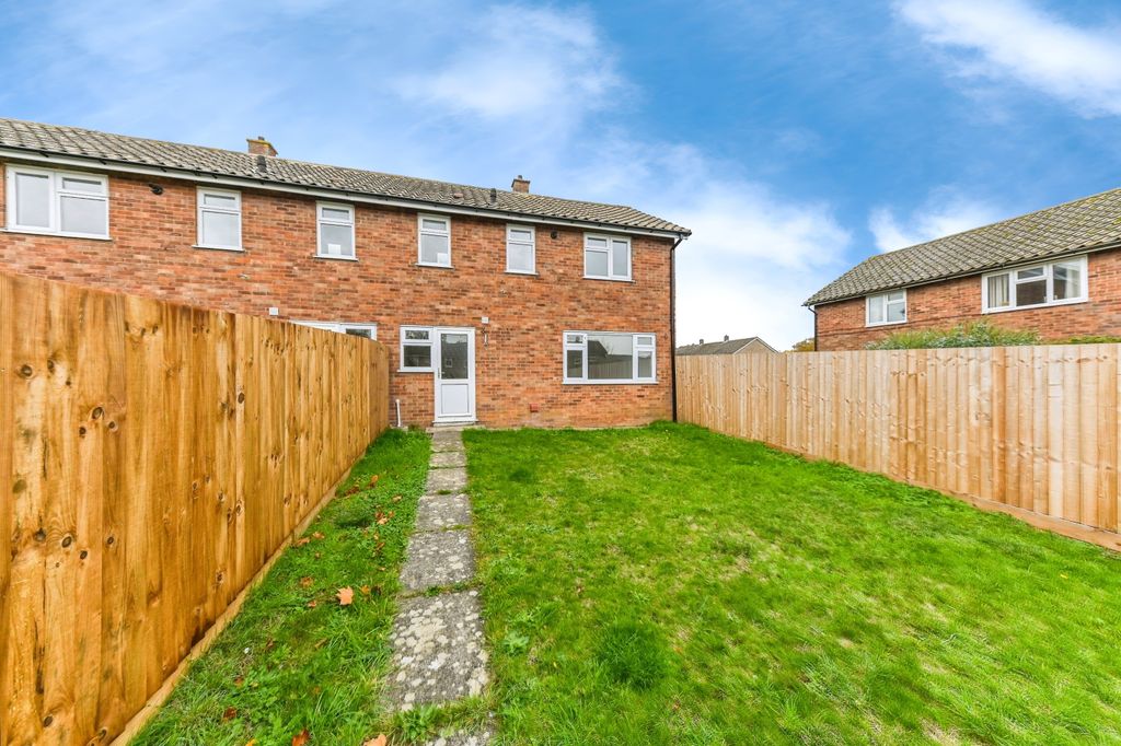 Property photo 2 of 20 Front