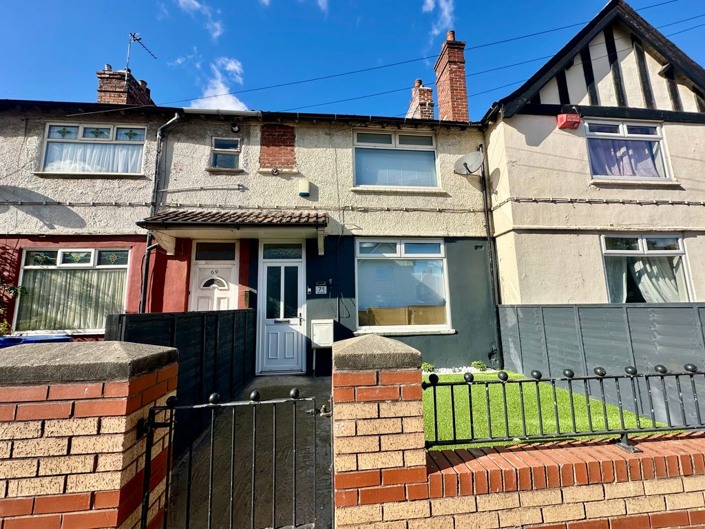 Property photo 1 of 10