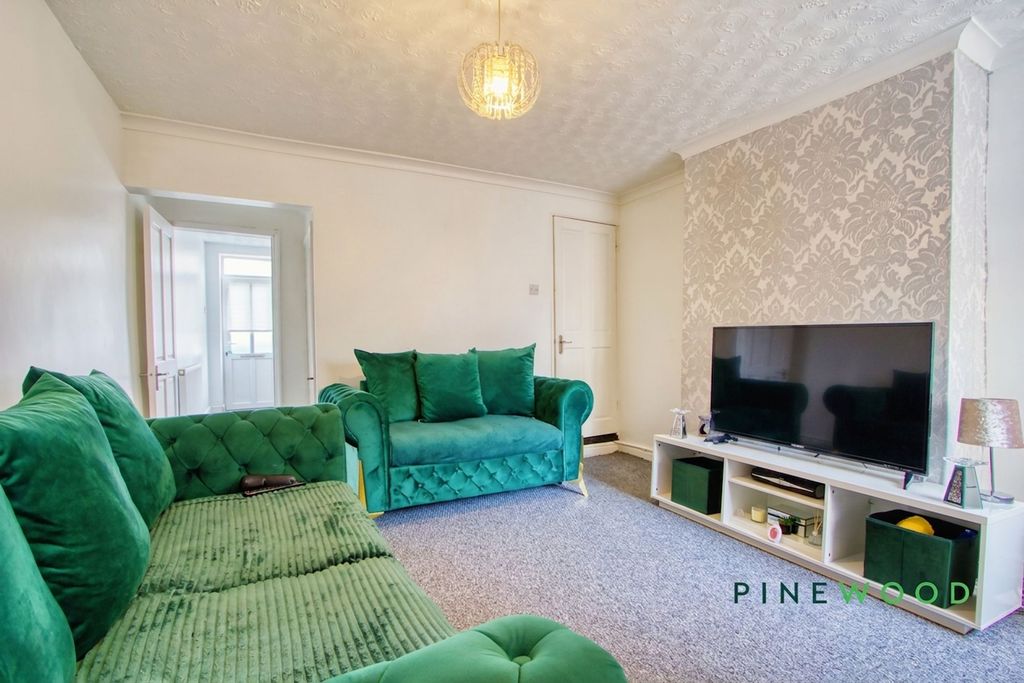 Property photo 3 of 13 Reception Room