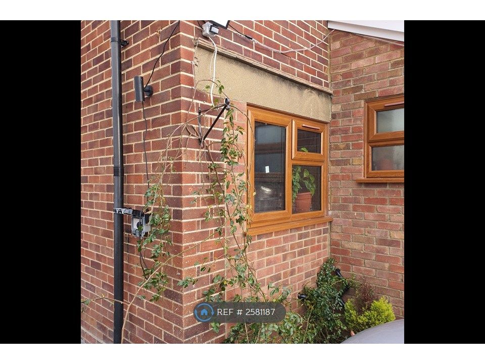 Property photo 2 of 4