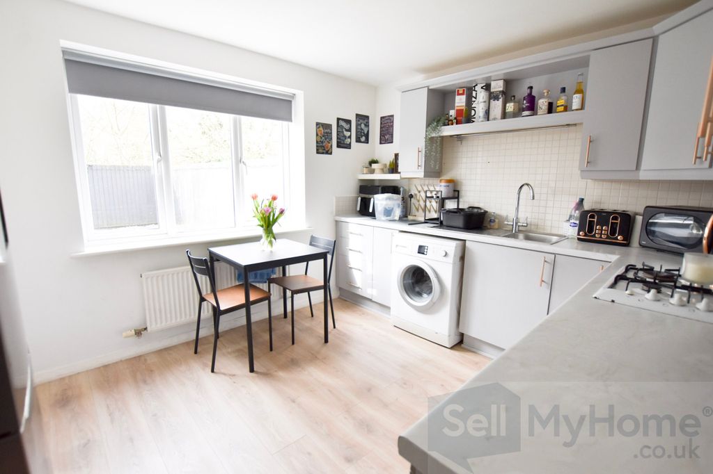 Property photo 3 of 15 Dsc_0017 (1)