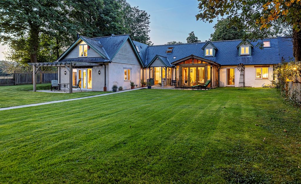 Property photo 1 of 15