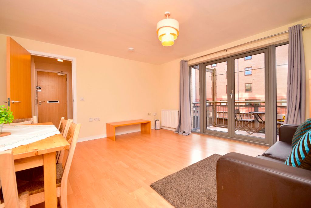 Property photo 2 of 22