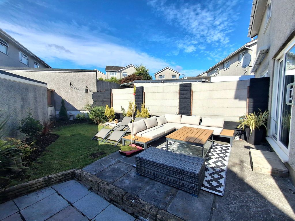 Property photo 2 of 20 Rear Garden