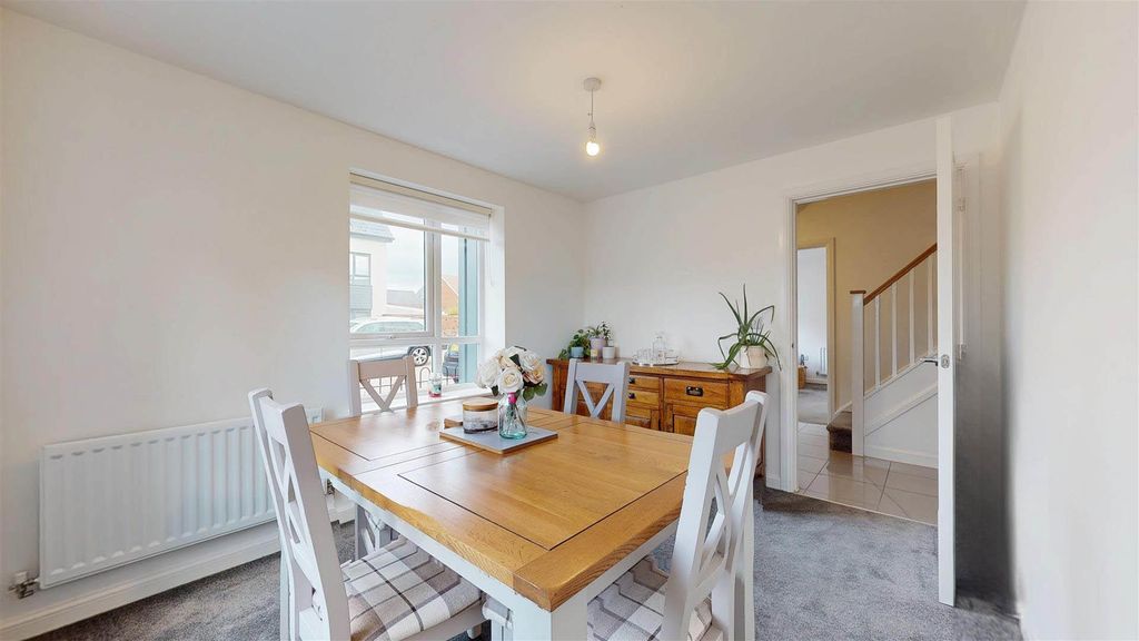 Property photo 2 of 25 Jebvgkyiyeoio4Gow8N-Ow.Jpg