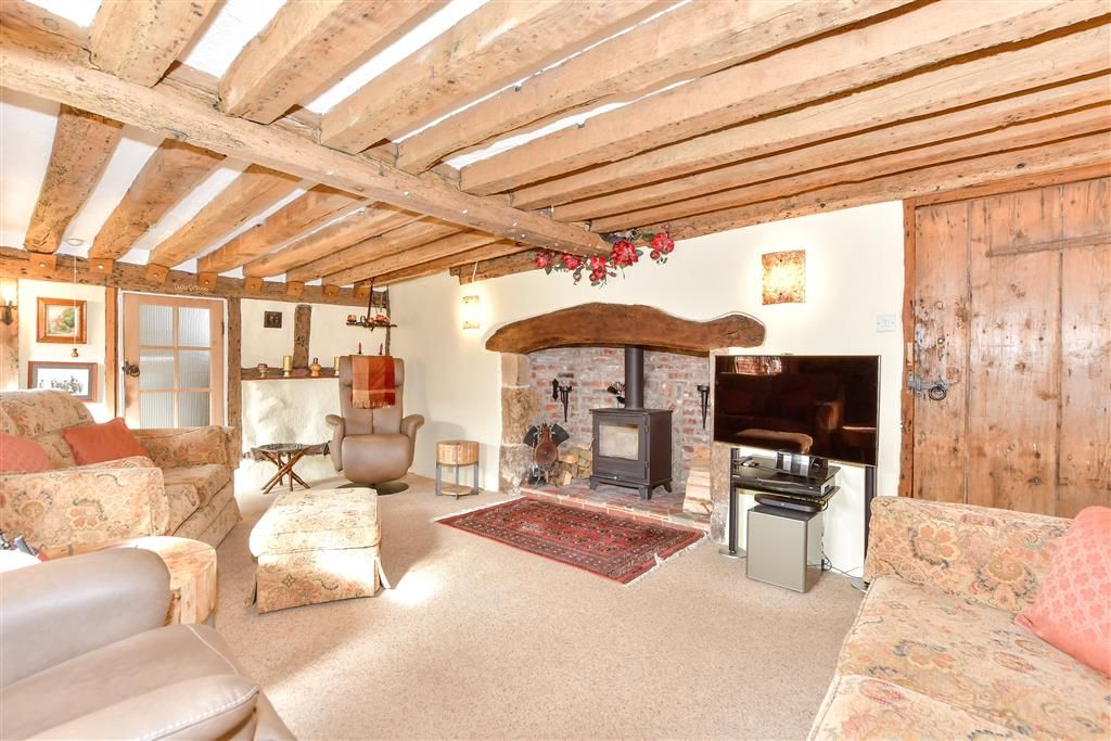 Property photo 1 of 14 Sitting Room