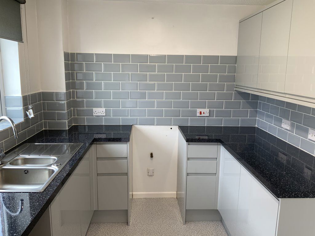 Property photo 2 of 3