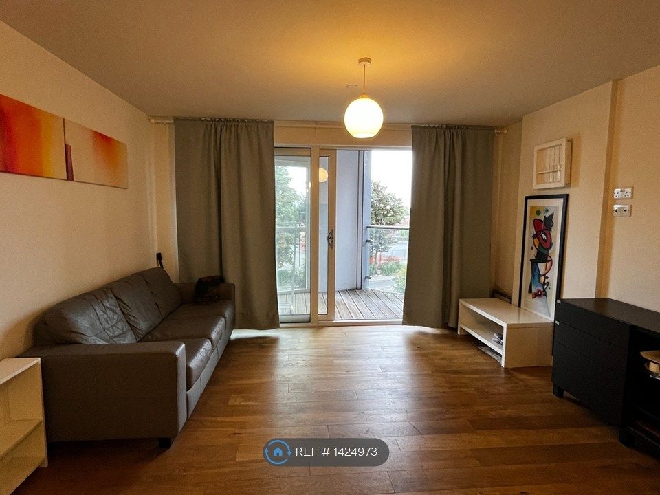 Property photo 2 of 13