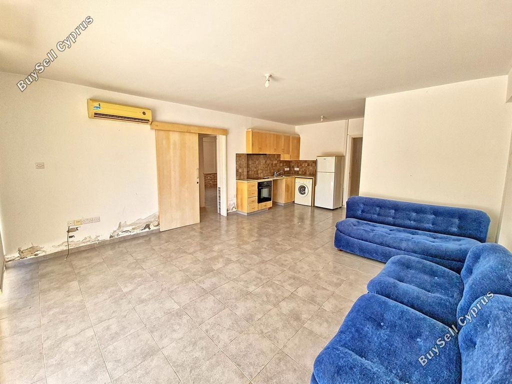 Property photo 2 of 22