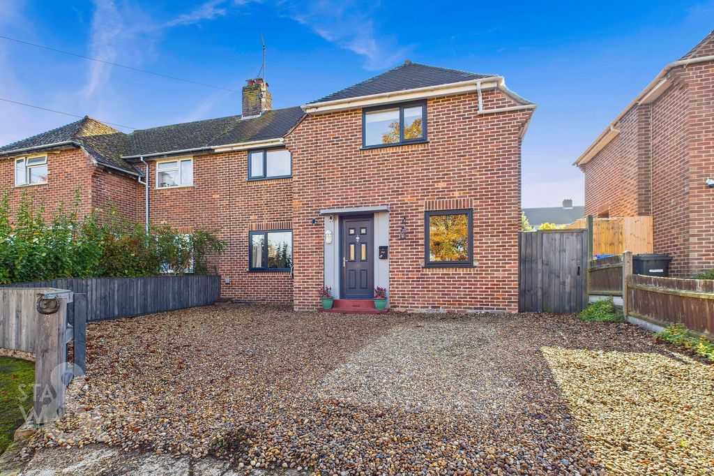 Property photo 1 of 24