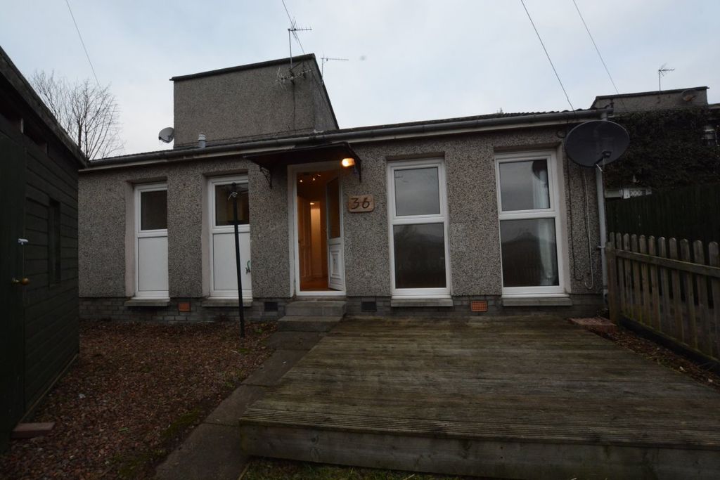 Property photo 1 of 8