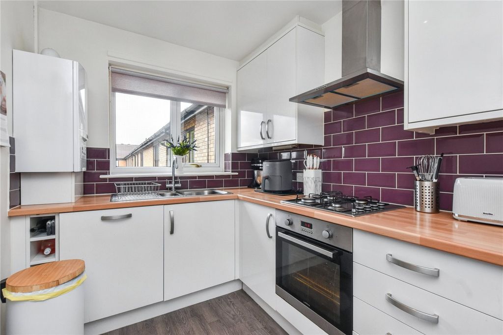Property photo 3 of 10 Picture No. 05