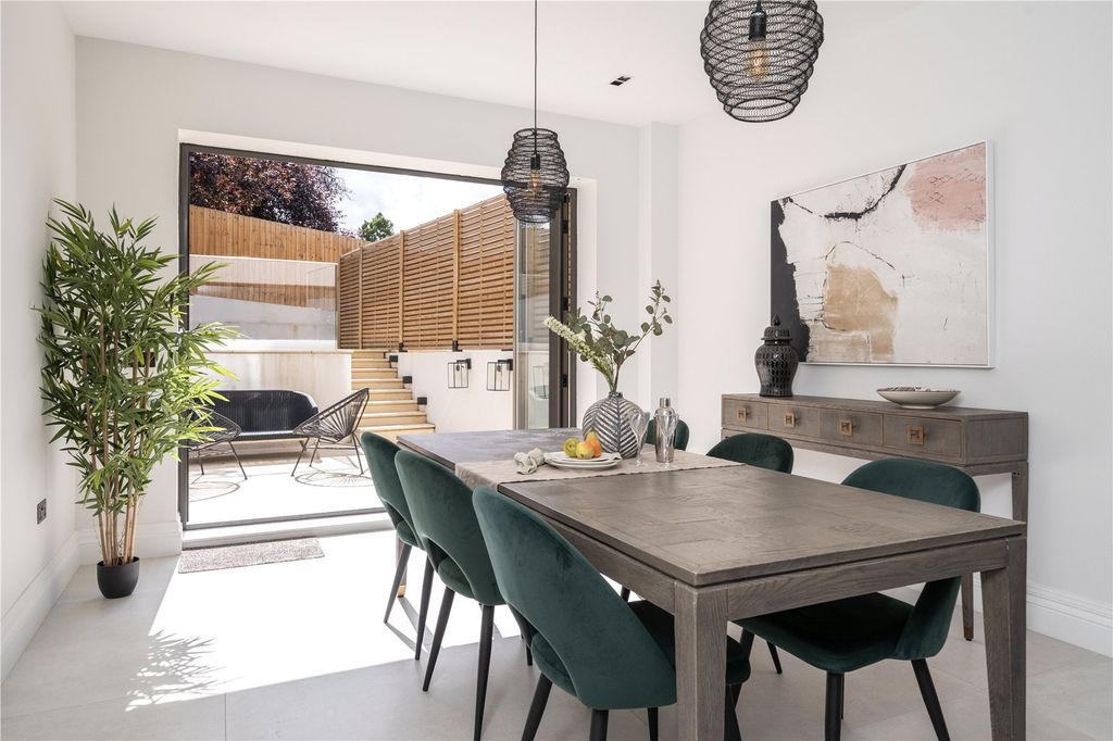 Property photo 2 of 27 Dining