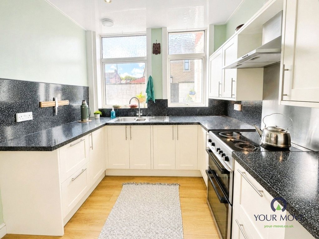 Property photo 3 of 17 Picture No. 06