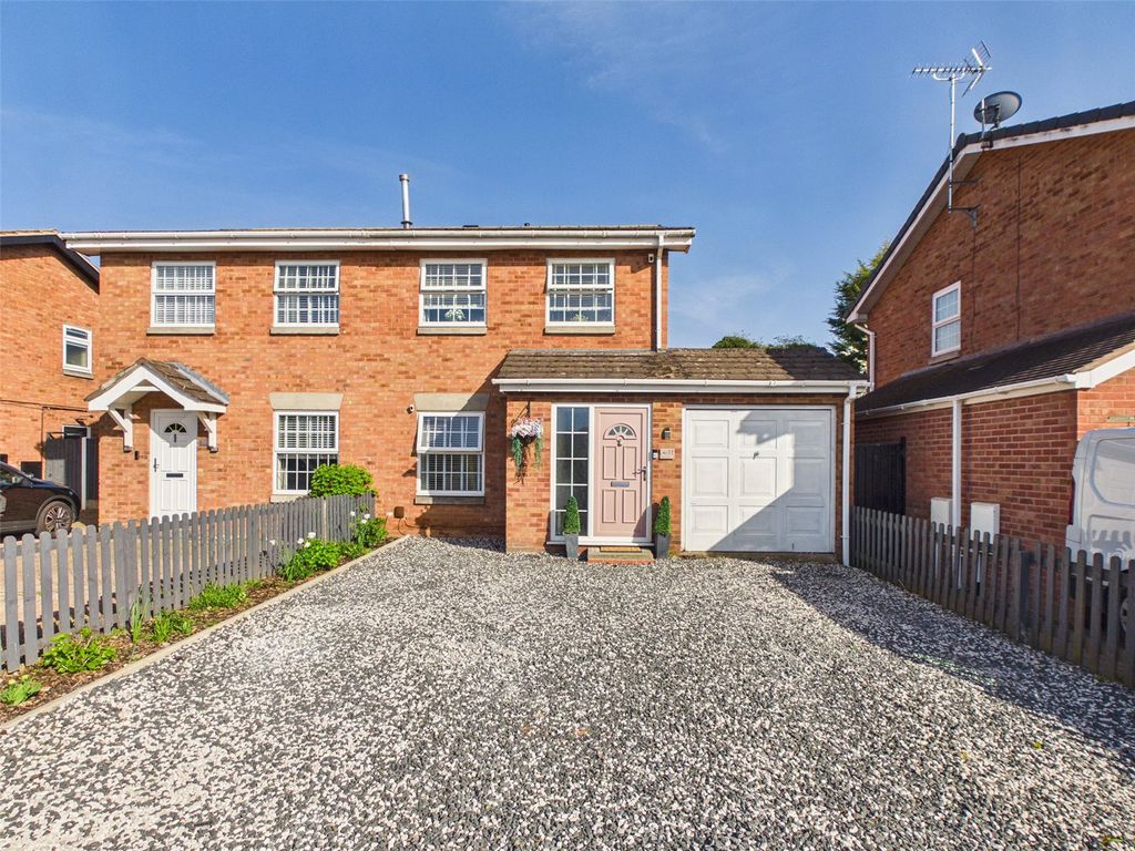 Property photo 1 of 22 Picture No. 01