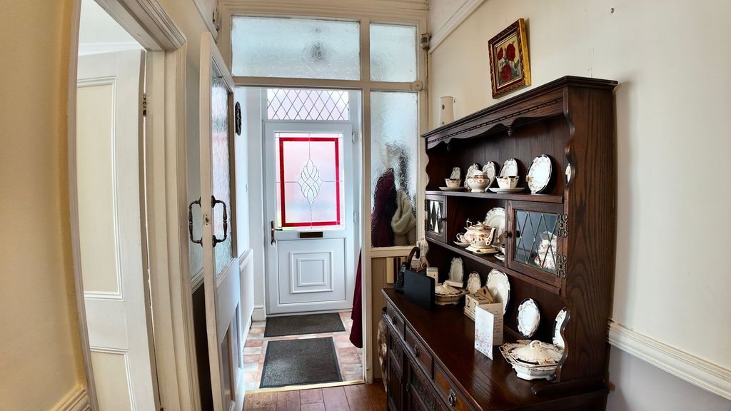 Additional image 10 of 4 bed detached house for saleBlackwood Road, Pontllanfraith NP12