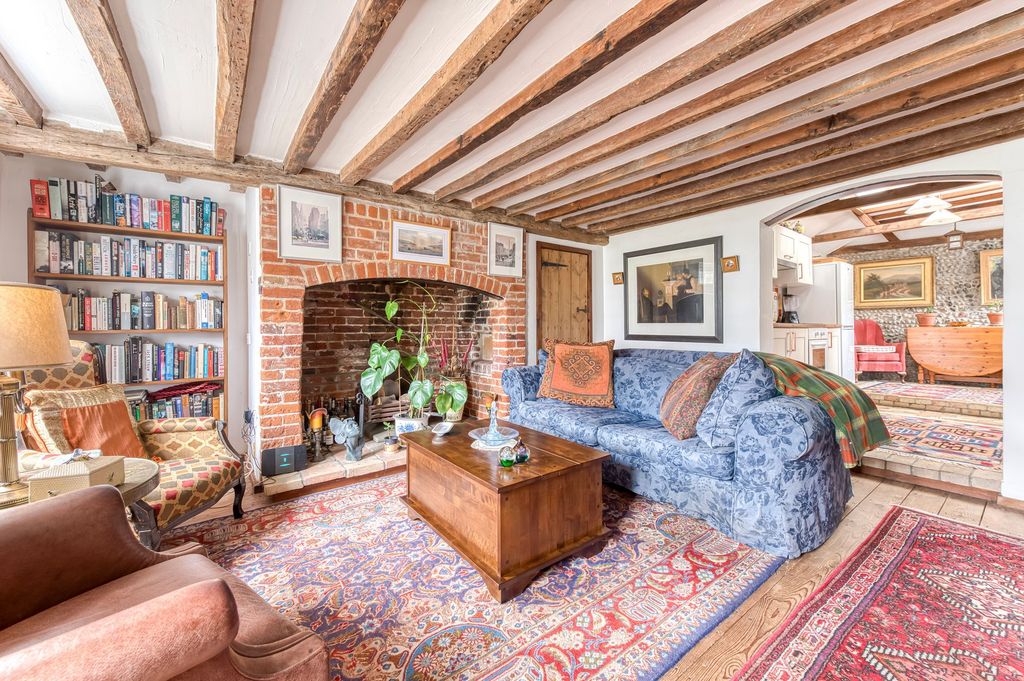 Property photo 3 of 20