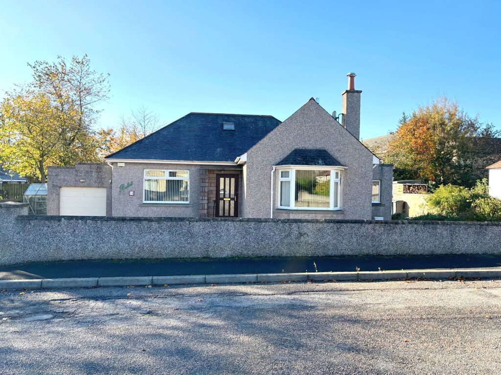 Property photo 1 of 25