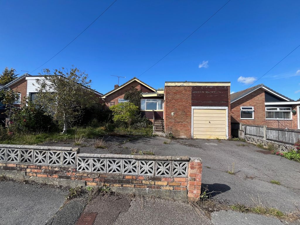 Property photo 1 of 20