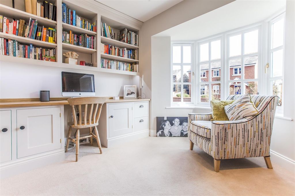 Property photo 2 of 13 D1.Jpg