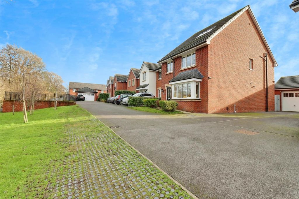 Property photo 3 of 31 User_Edited_Photo-2559792B_User-Edited-87Ac8546-9d