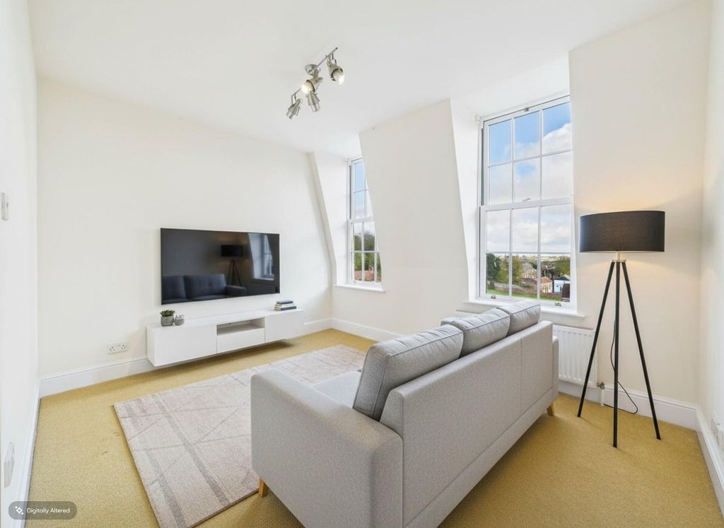 Property photo 2 of 16 Living Room - Ai