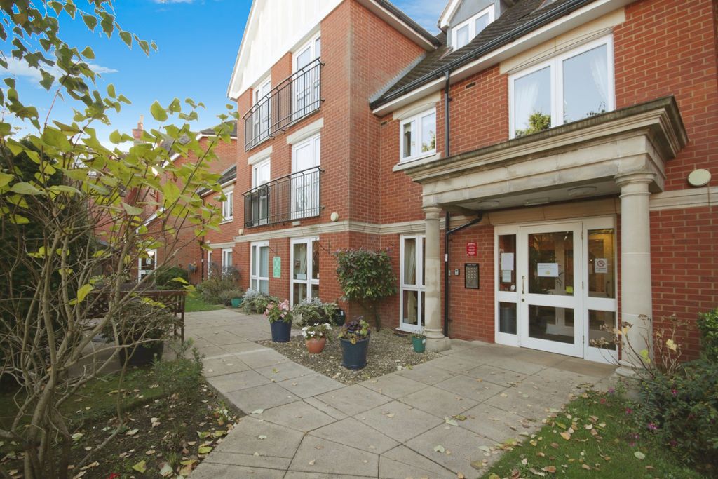 Property photo 1 of 10 General View