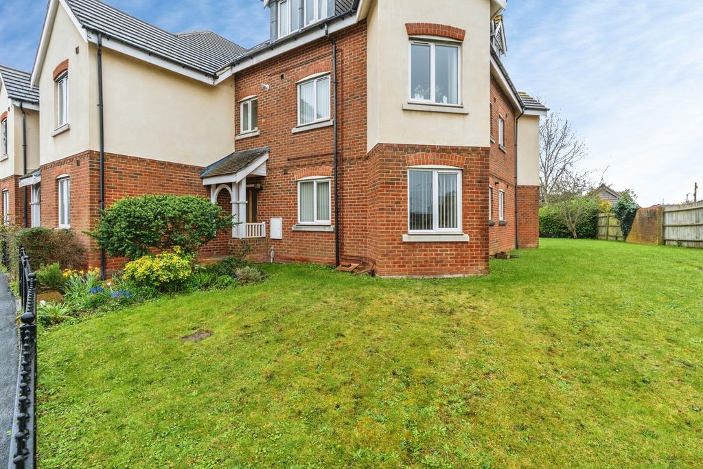 Property photo 2 of 22 Pbox-Img.Jpg