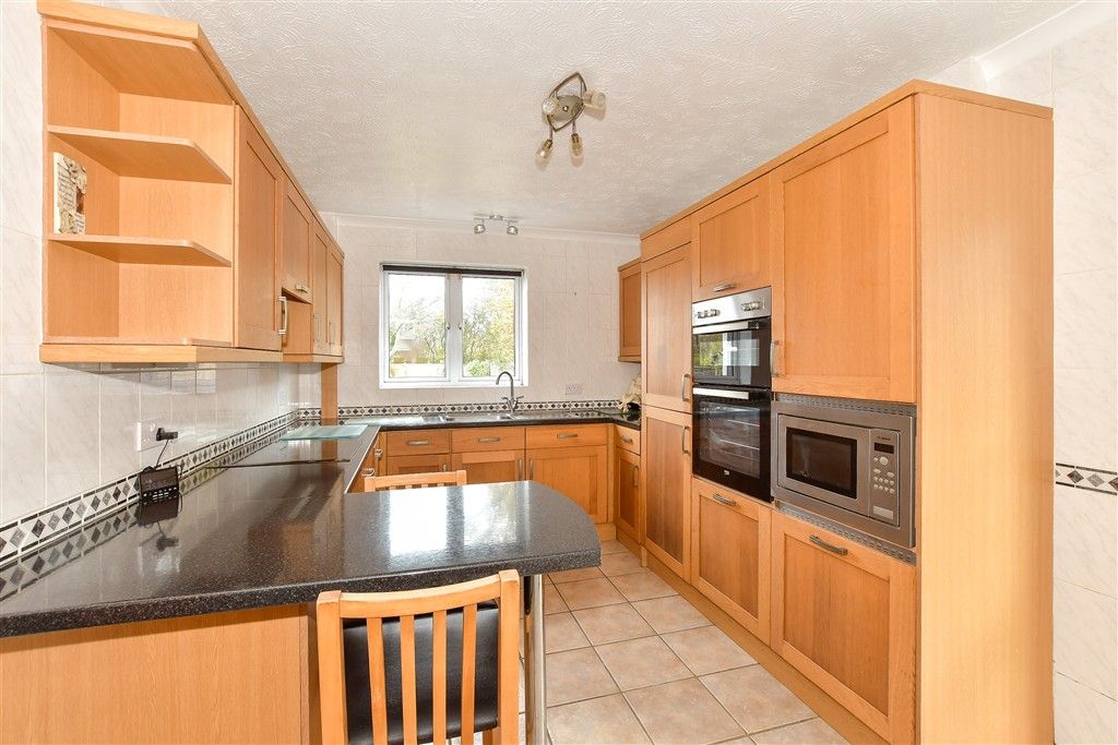 Property photo 2 of 15 Kitchen