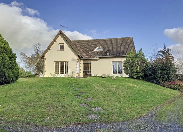 Property photo 2 of 18