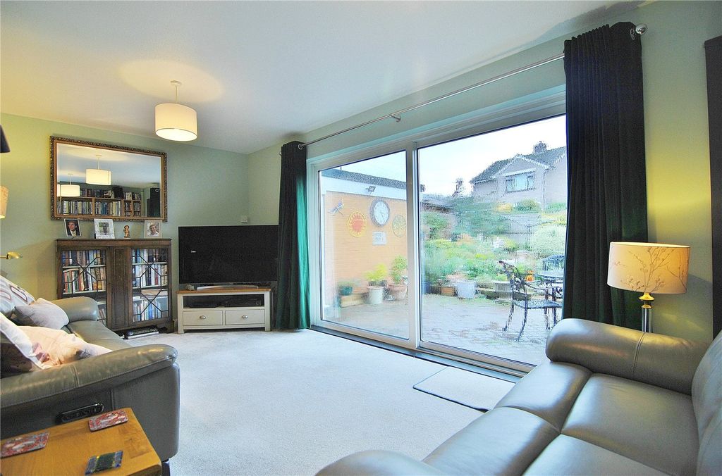 Property photo 2 of 18 Picture No. 22