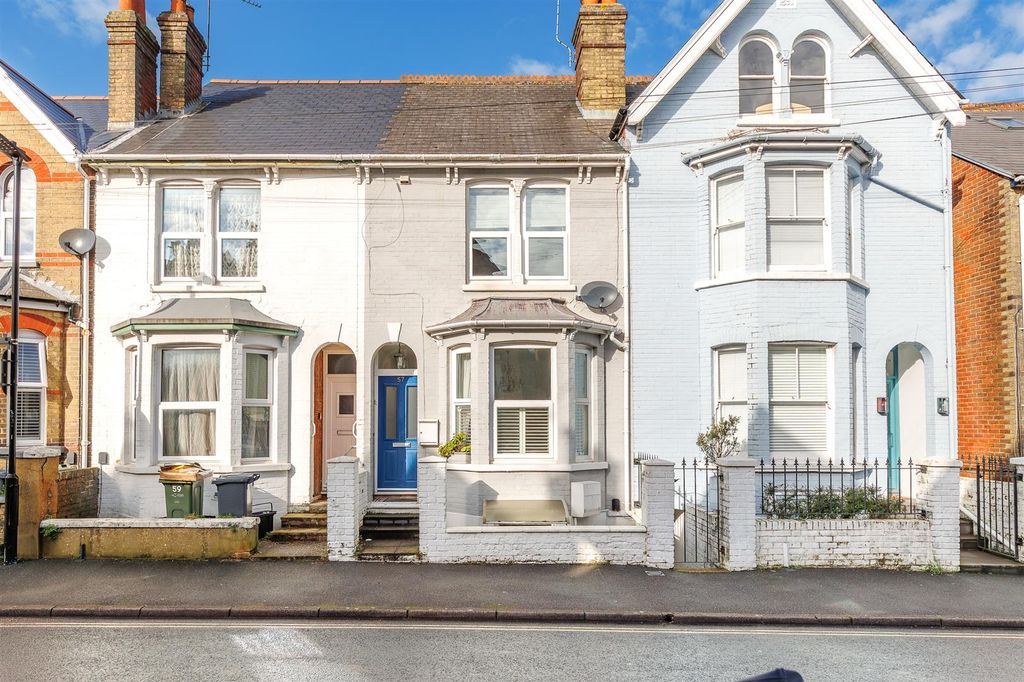 Property photo 1 of 29