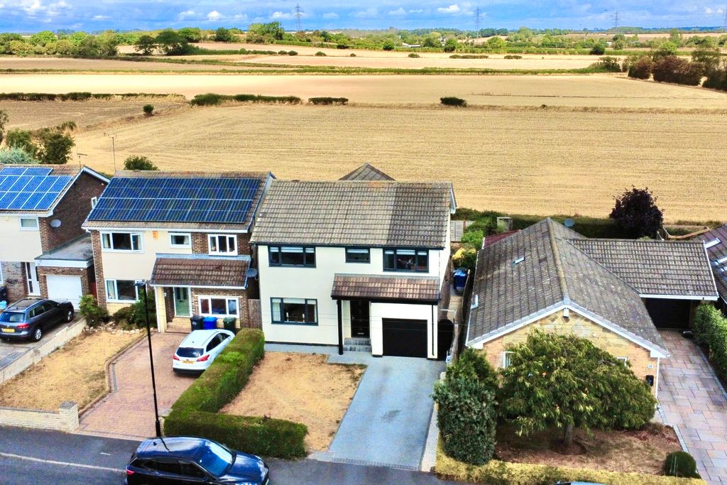 Property photo 2 of 32 30