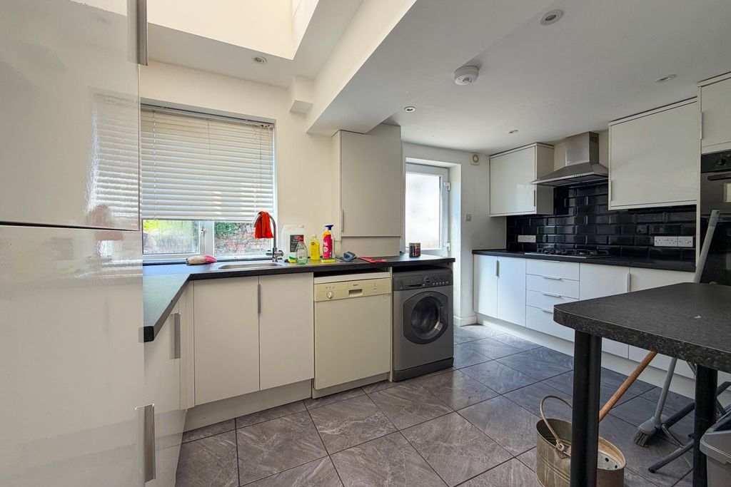 Property photo 3 of 13 Call 02920 454555 To Secure Your Viewing_3